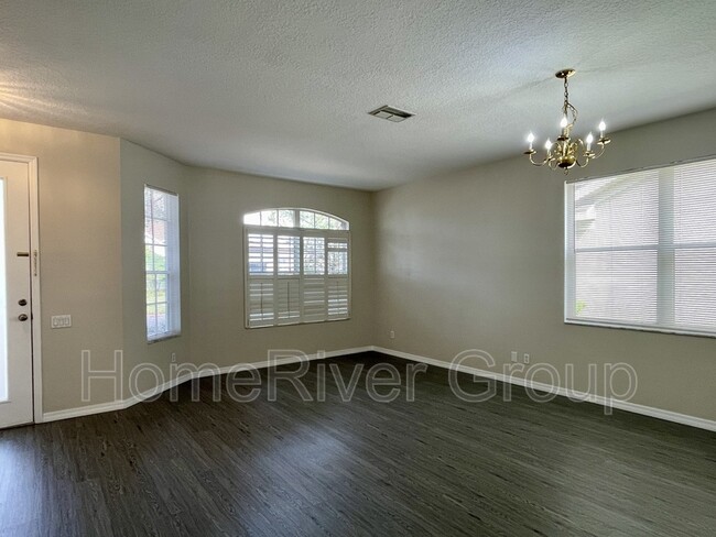 5510 Terrain De Golf Dr in Lutz, FL - Building Photo - Building Photo