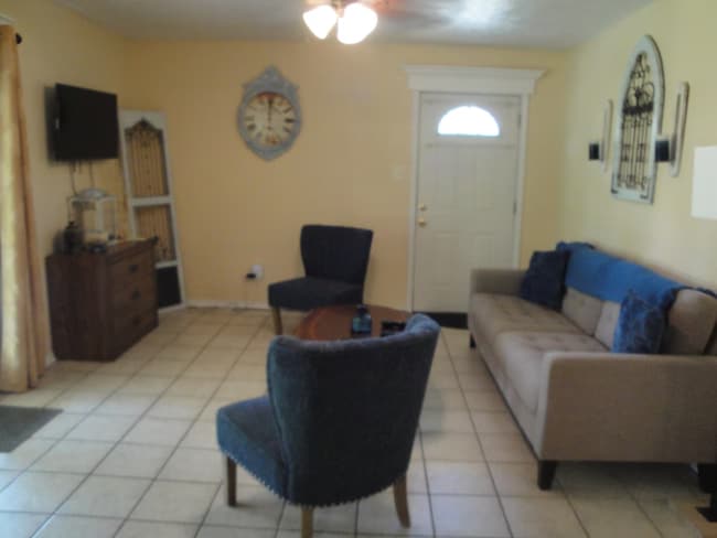 402 Ulman Ave in Bay St. Louis, MS - Building Photo - Building Photo