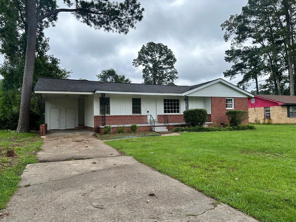 316 Taylor St in Columbus, MS - Building Photo