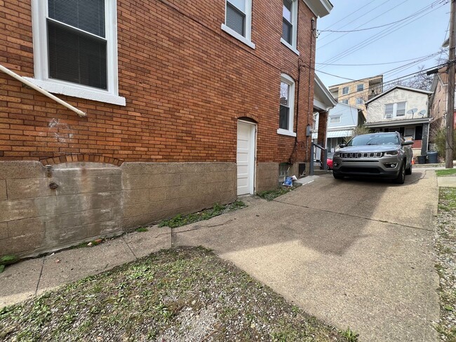 218 Wilbur St in Pittsburgh, PA - Building Photo - Building Photo