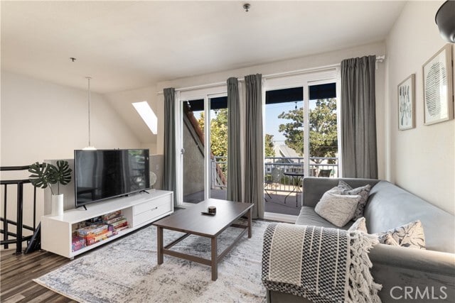 property at 801 S 2nd St