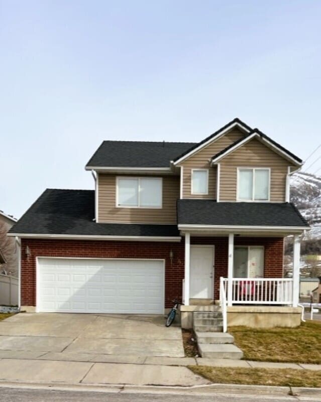 property at 943 450 E