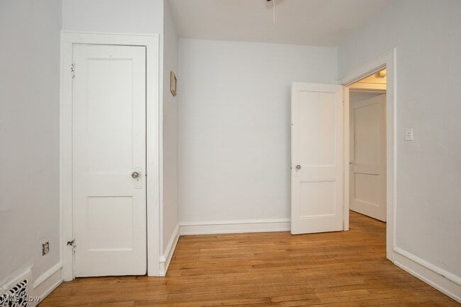 property at 2671 Hampshire Rd
