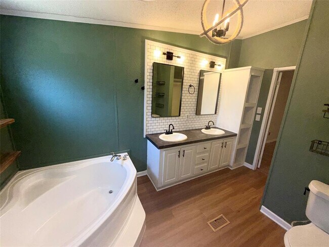 301 N Buffalo Ave in Cedar Park, TX - Building Photo - Building Photo