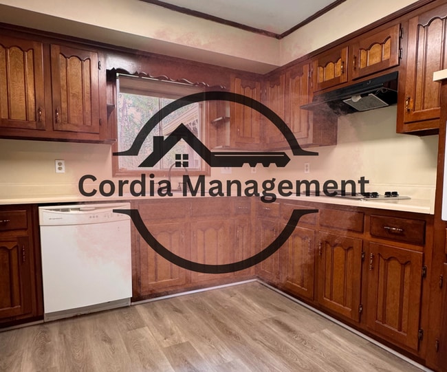 5610 Orly Terrace in College Park, GA - Building Photo - Building Photo
