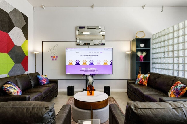 4507 E Martin Luther King Jr Blvd in Austin, TX - Building Photo - Building Photo