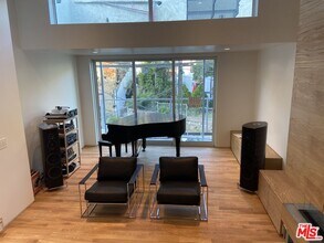 444 W Avenue 37 in Los Angeles, CA - Building Photo - Building Photo