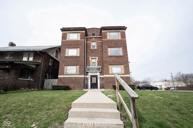 property at 2060 N Delaware St