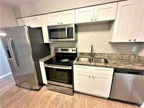 4114 Lake Lawne Ave in Orlando, FL - Building Photo - Building Photo