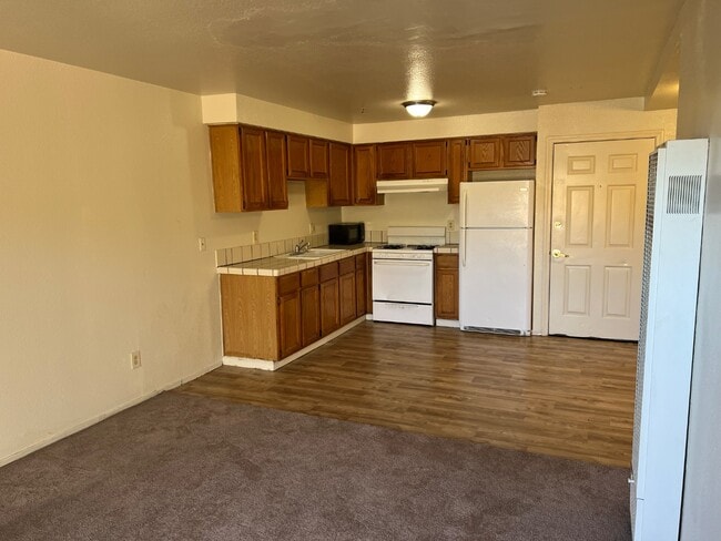 2001 Broadway Ave in San Pablo, CA - Building Photo - Building Photo