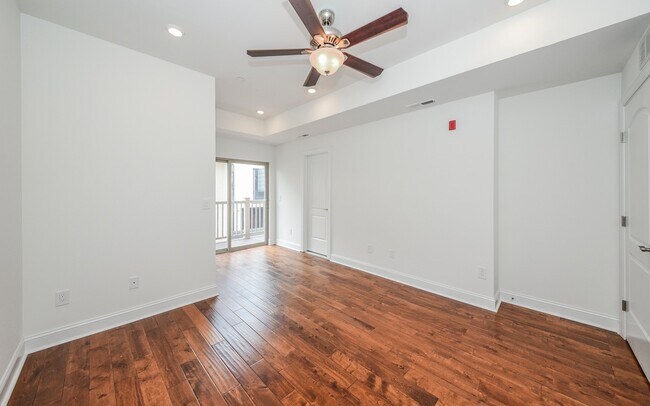 property at 2132 E Sergeant St