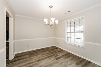 7965 Meadow Trail Dr in Memphis, TN - Building Photo - Building Photo