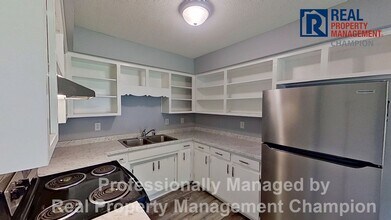 1329 Hazel Ave in New Bern, NC - Building Photo - Building Photo