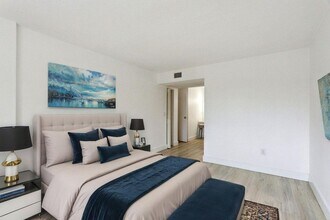 4354 NW 9th Ave in Pompano Beach, FL - Building Photo - Building Photo