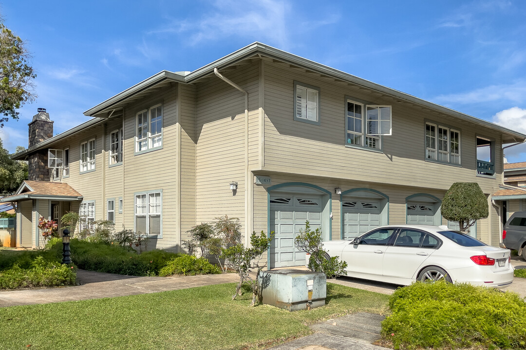 Hampton Court in Mililani, HI - Building Photo