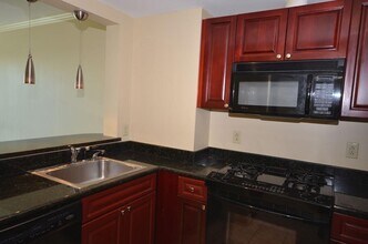 1 Nassau St, Unit 1 Nassau St Unit 2107 in Boston, MA - Building Photo - Building Photo