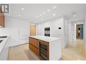 885-1885 Cambie St in Vancouver, BC - Building Photo - Building Photo