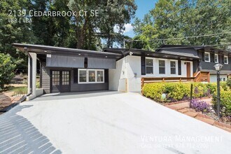 2139 Cedarbrook Ct SE in Atlanta, GA - Building Photo - Building Photo