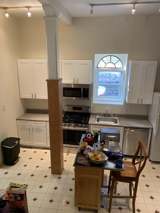 106 Central St, Unit #1 in Somerville, MA - Building Photo
