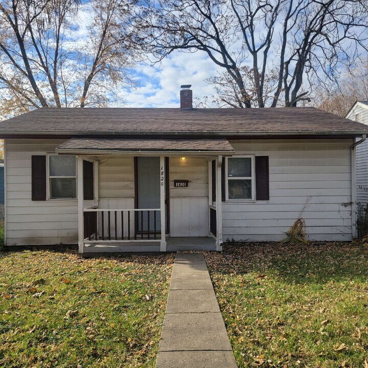 1820 Asbury St in Indianapolis, IN - Building Photo