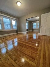 14 Ledyard St in Springfield, MA - Building Photo - Building Photo