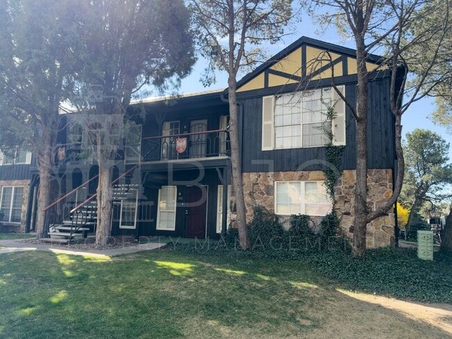 2902 Airport Rd in Colorado Springs, CO - Building Photo - Building Photo