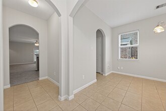 12038 Powderhorn Ln in Pinehurst, TX - Building Photo - Building Photo