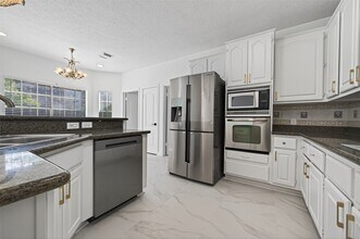 2431 Parkwood Ln in Sugar Land, TX - Building Photo - Building Photo