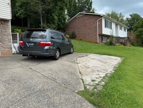 612 Foothills Rd in Kingsport, TN - Building Photo - Building Photo