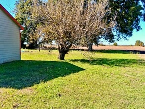 201 West Ave N in Hollandale, MS - Building Photo - Building Photo