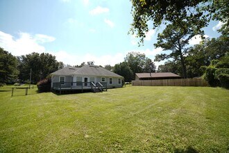 3204 Gallant Fox Trail in Tallahassee, FL - Building Photo - Building Photo
