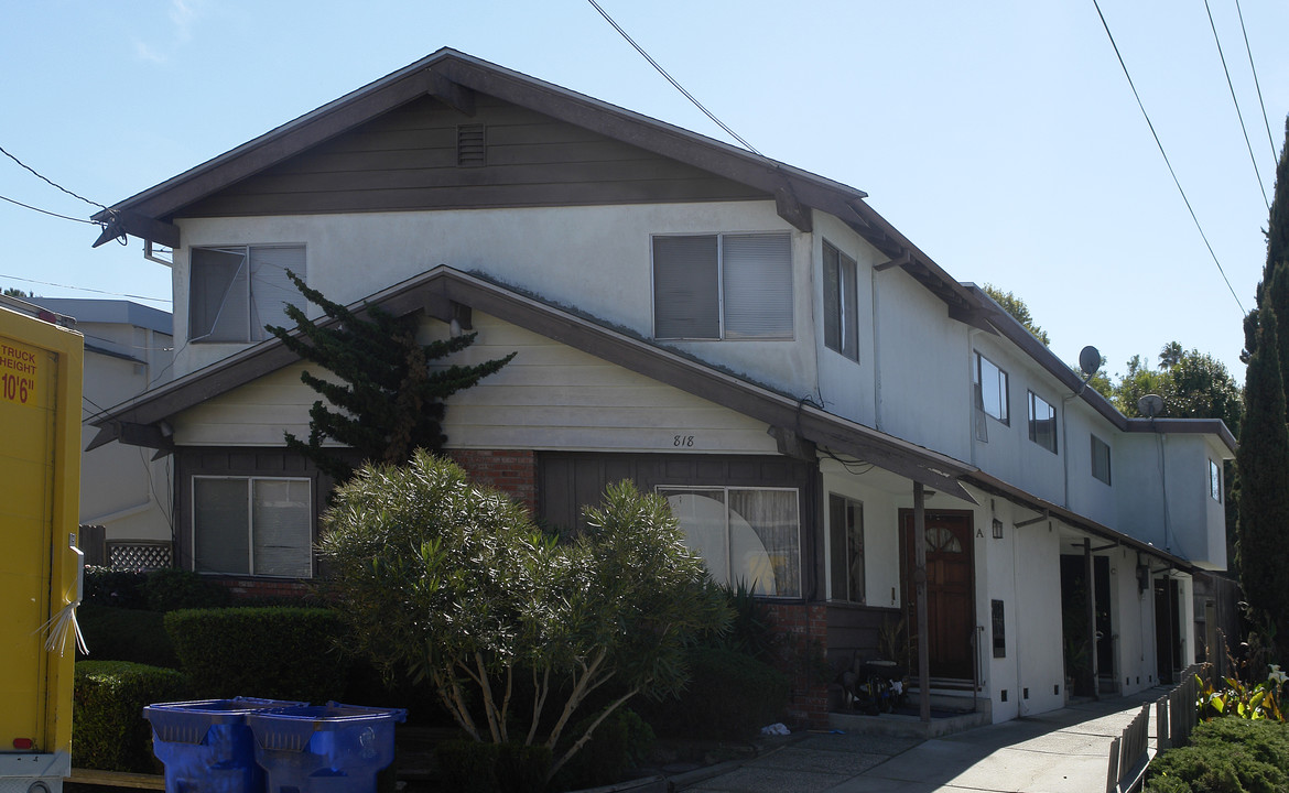 818 Taylor Ave in Alameda, CA - Building Photo