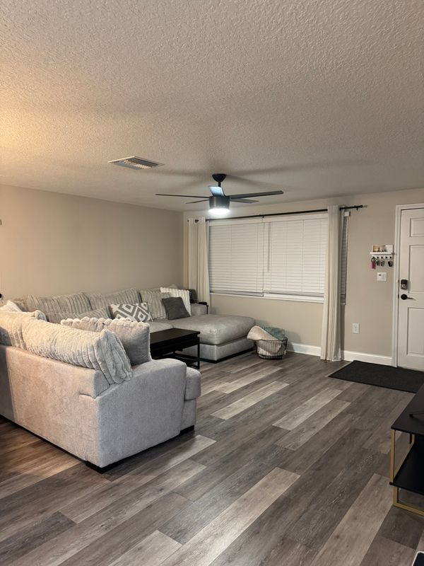 530 2nd Ave SW in Largo, FL - Building Photo - Building Photo