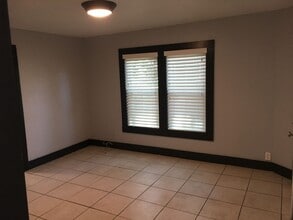 1105 W Grace St in Tampa, FL - Building Photo - Building Photo