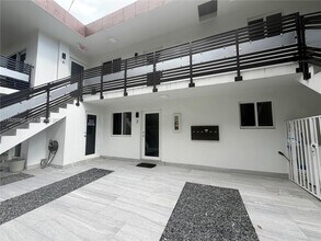 1629 SW 3rd St in Miami, FL - Building Photo - Building Photo