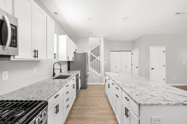 property at 1113 N Hamilton Ave