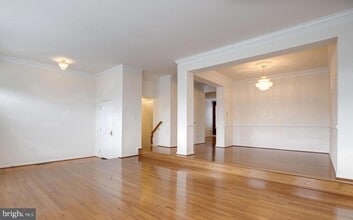 25859 Kirkwood Square in Chantilly, VA - Building Photo - Building Photo