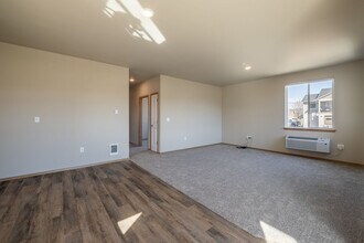 407 S Kansas Loop in East Wenatchee, WA - Building Photo - Building Photo