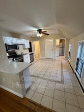 56 Parker St in Attleboro, MA - Building Photo - Building Photo