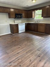 123 Purcell Ave in Bardstown, KY - Building Photo - Building Photo