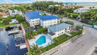 1702 S Ocean Blvd in Delray Beach, FL - Building Photo