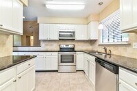 16751 Dew Drop Ln photo'