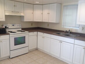 5031 12th Ave NE in Seattle, WA - Building Photo - Building Photo