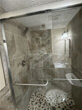 4250 S Main St in Akron, OH - Building Photo - Building Photo