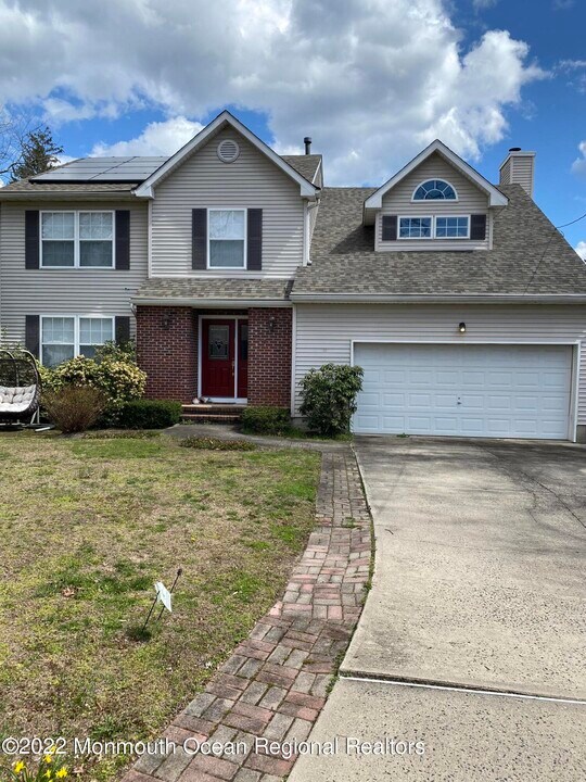 155 Belmar Ave in Ocean Township, NJ - Building Photo