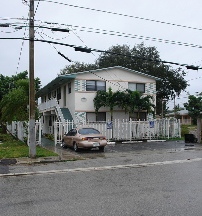 1286 NW 59th St in Miami, FL - Building Photo