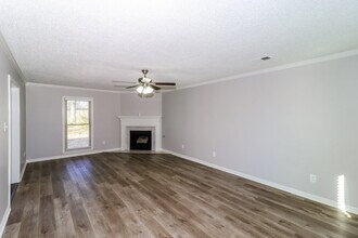2703 Twisted Oak Cove N in Memphis, TN - Building Photo - Building Photo