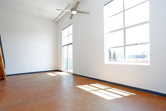 Telegraph Lofts in Oakland, CA - Foto de edificio - Interior Photo