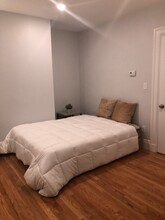 1620 Beacon St, Unit 3 in Brookline, MA - Foto de edificio - Building Photo