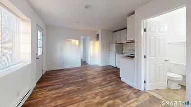 26 Sunset Terrace in Essex, CT - Building Photo - Building Photo